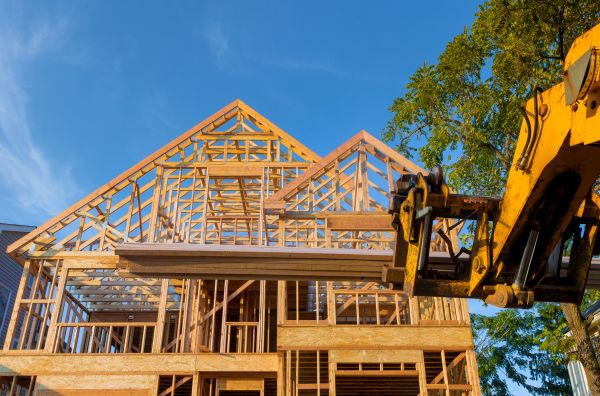 Structural Truss Installation